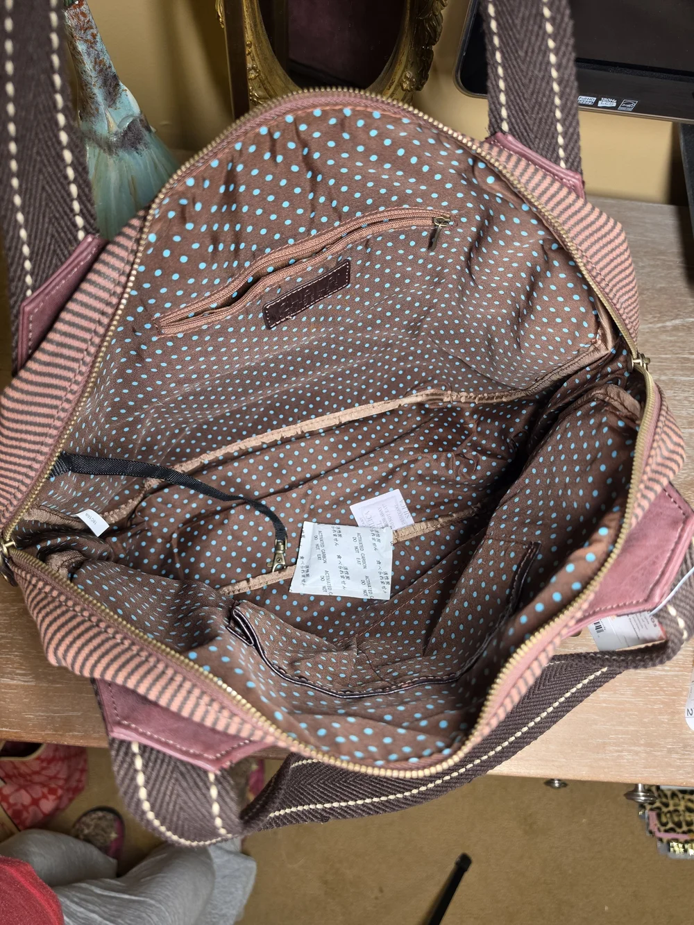 CHALA Vegan Hedgehog Bowling Zip Tote NWT!